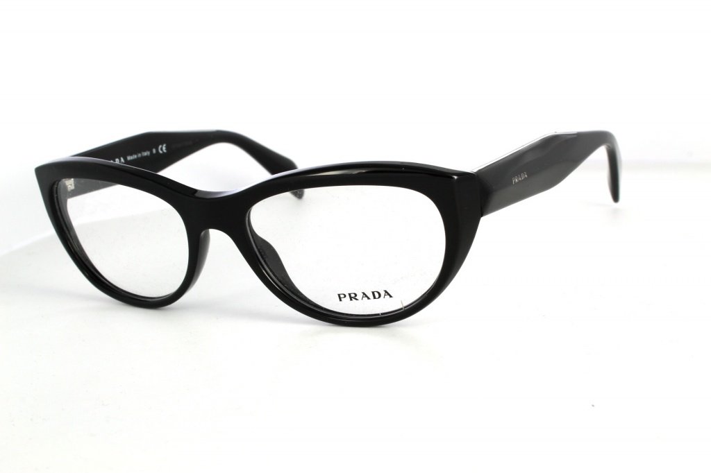 prada.jpg prada.jpg