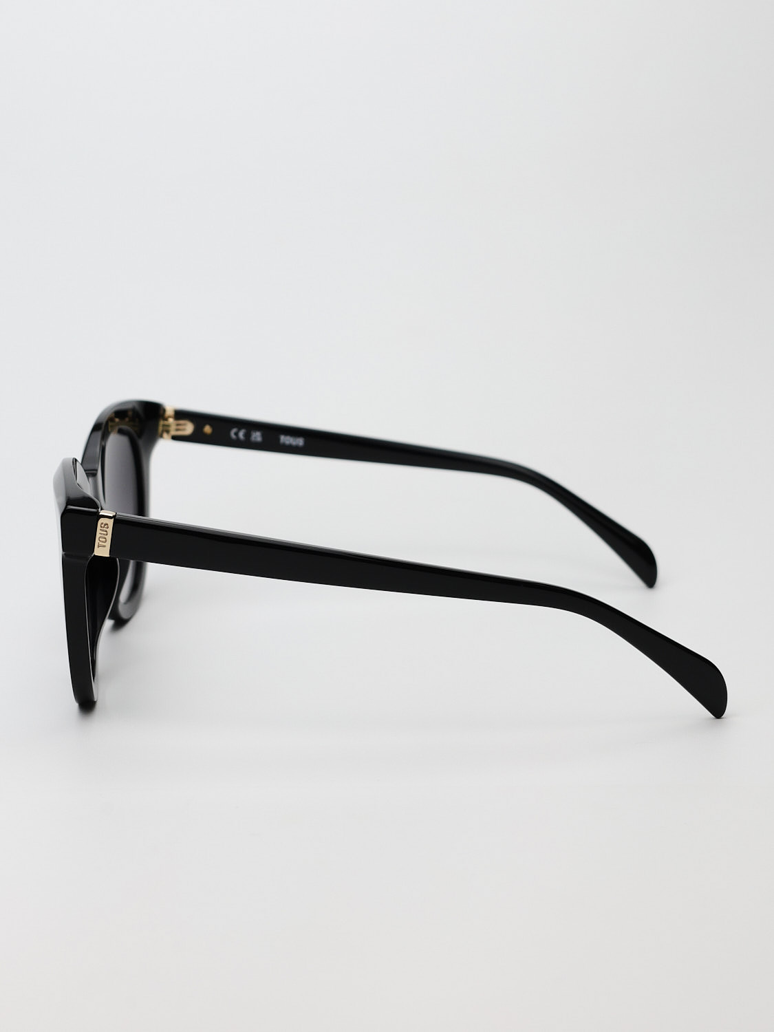 Солнцезащитные очки Tous C38 700