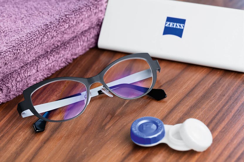 Подробный разбор очковых линз Carl Zeiss
