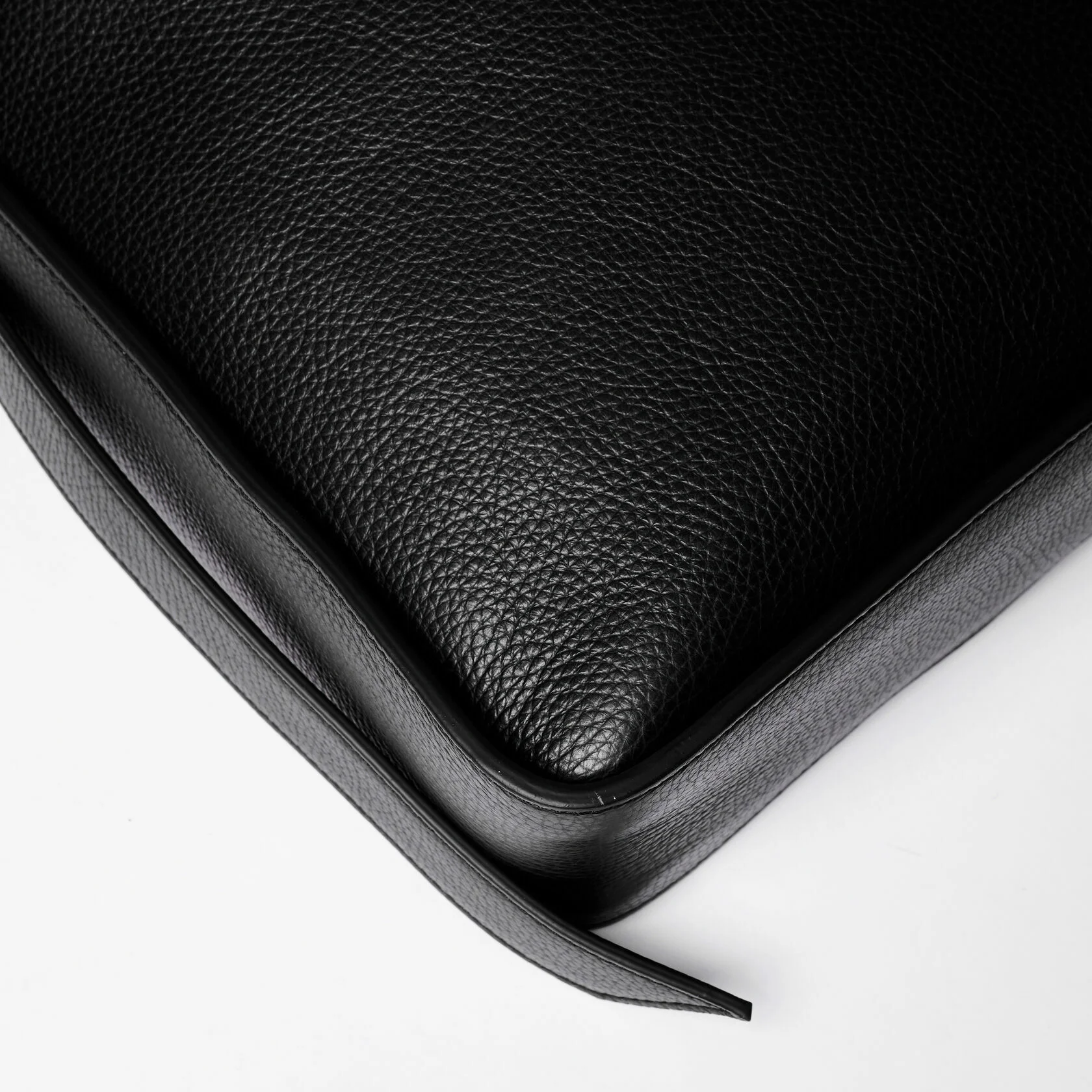 Сумка CNS MARO caviar